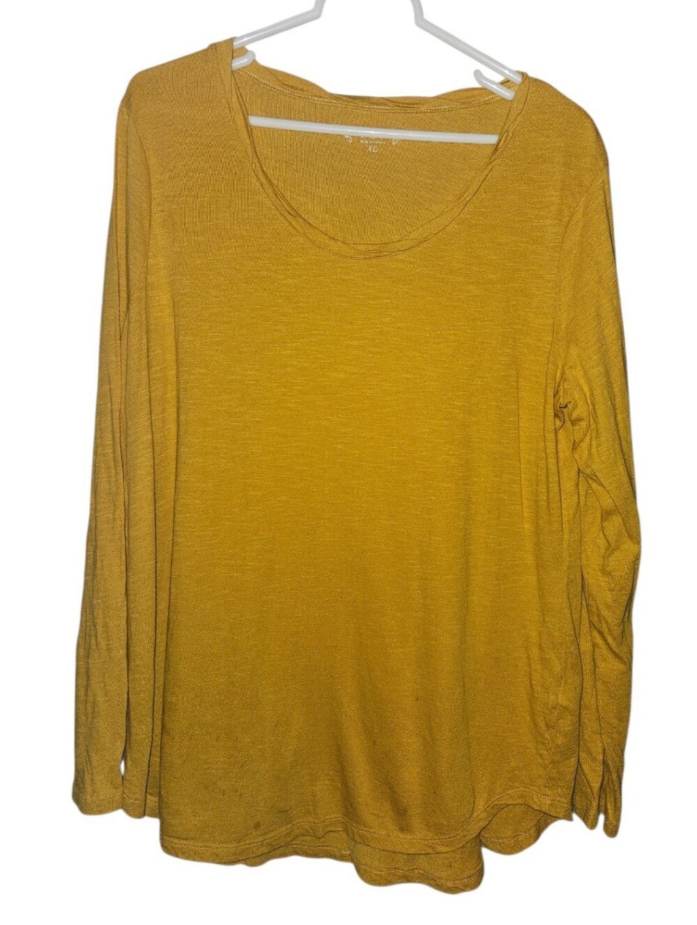 XL Cato Gold Long Sleeve Tee